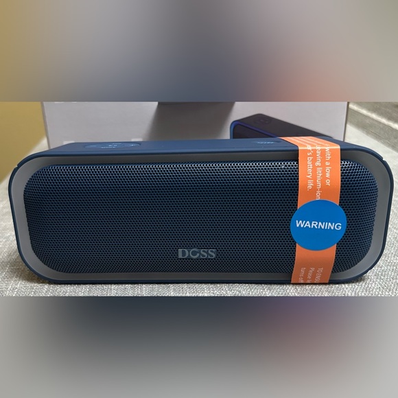 DOSS SoundBox Pro Wireless Speaker, Blue, New sealed box - Picture 9 of 10